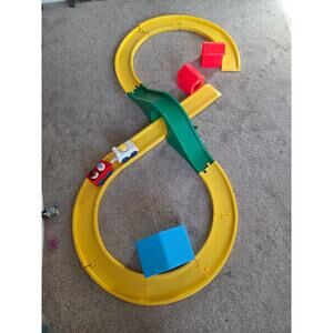 Vintage Little Tikes Toddle Tots Railroad Train Track Set Figure 8 Bridge Gas